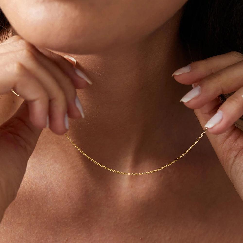 Lunar Grace Necklace – 18K Gold, Waterproof & Hypoallergenic