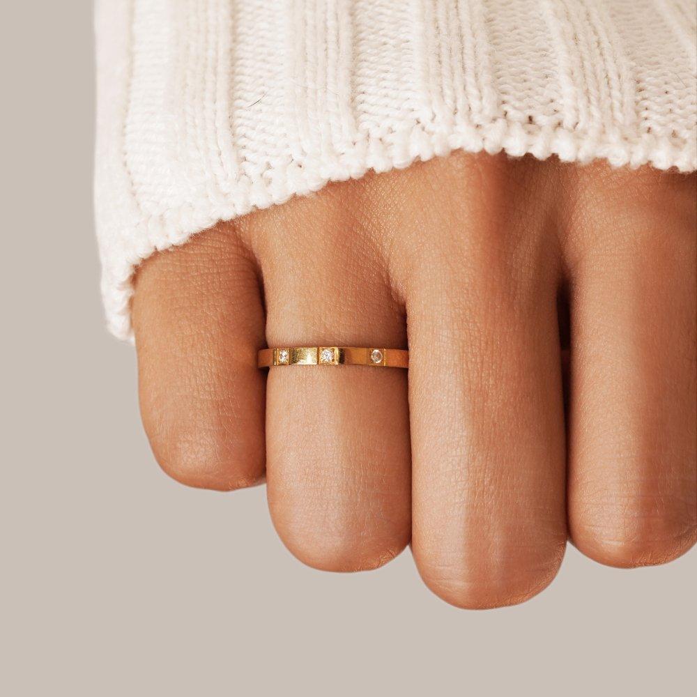 Single Spark Ring