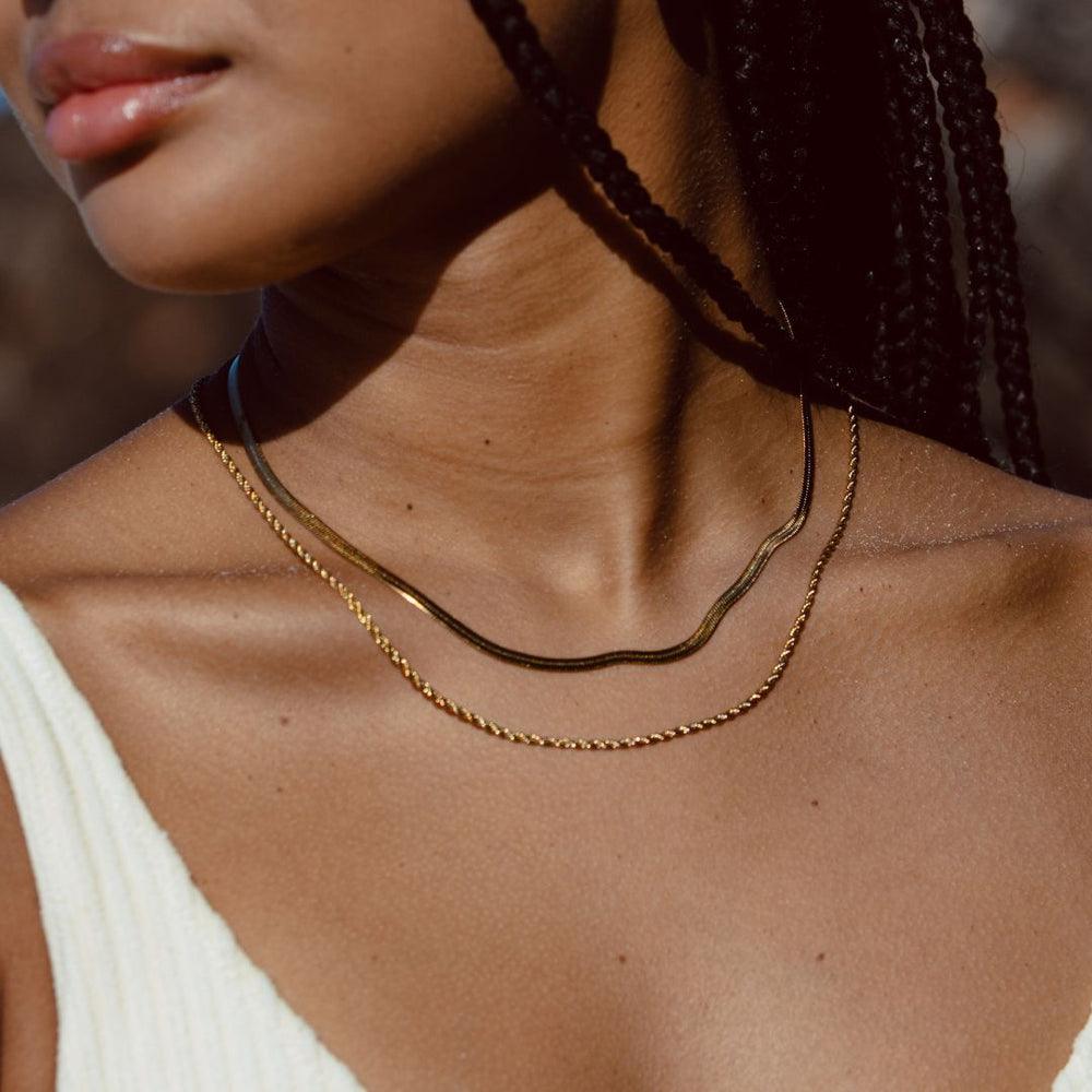 Mesh Layers Necklace – 18K Gold, Waterproof & Hypoallergenic