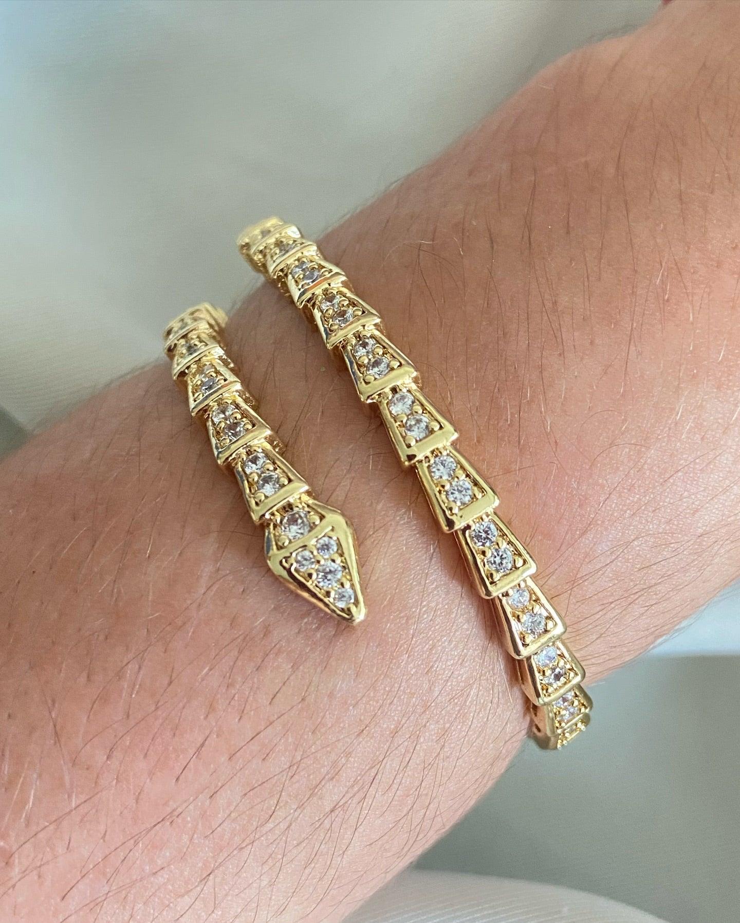 Golden Serpent Bracelet – 18K Gold, Waterproof & Hypoallergenic