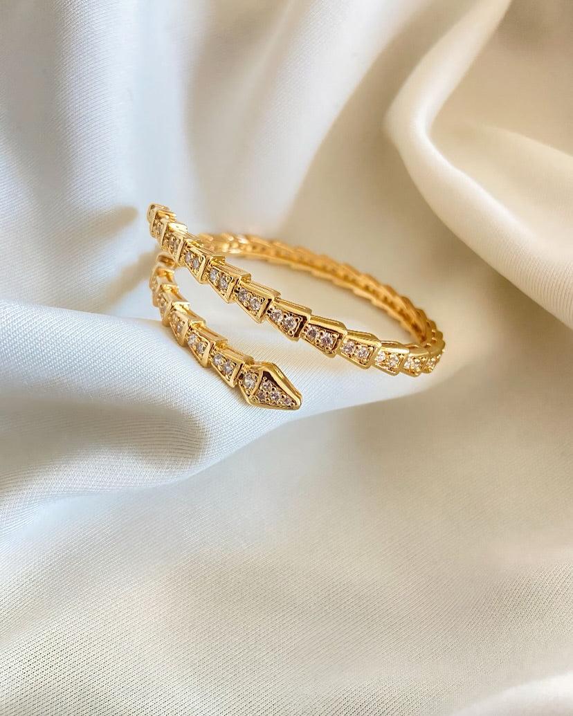 Golden Serpent Bracelet – 18K Gold, Waterproof & Hypoallergenic