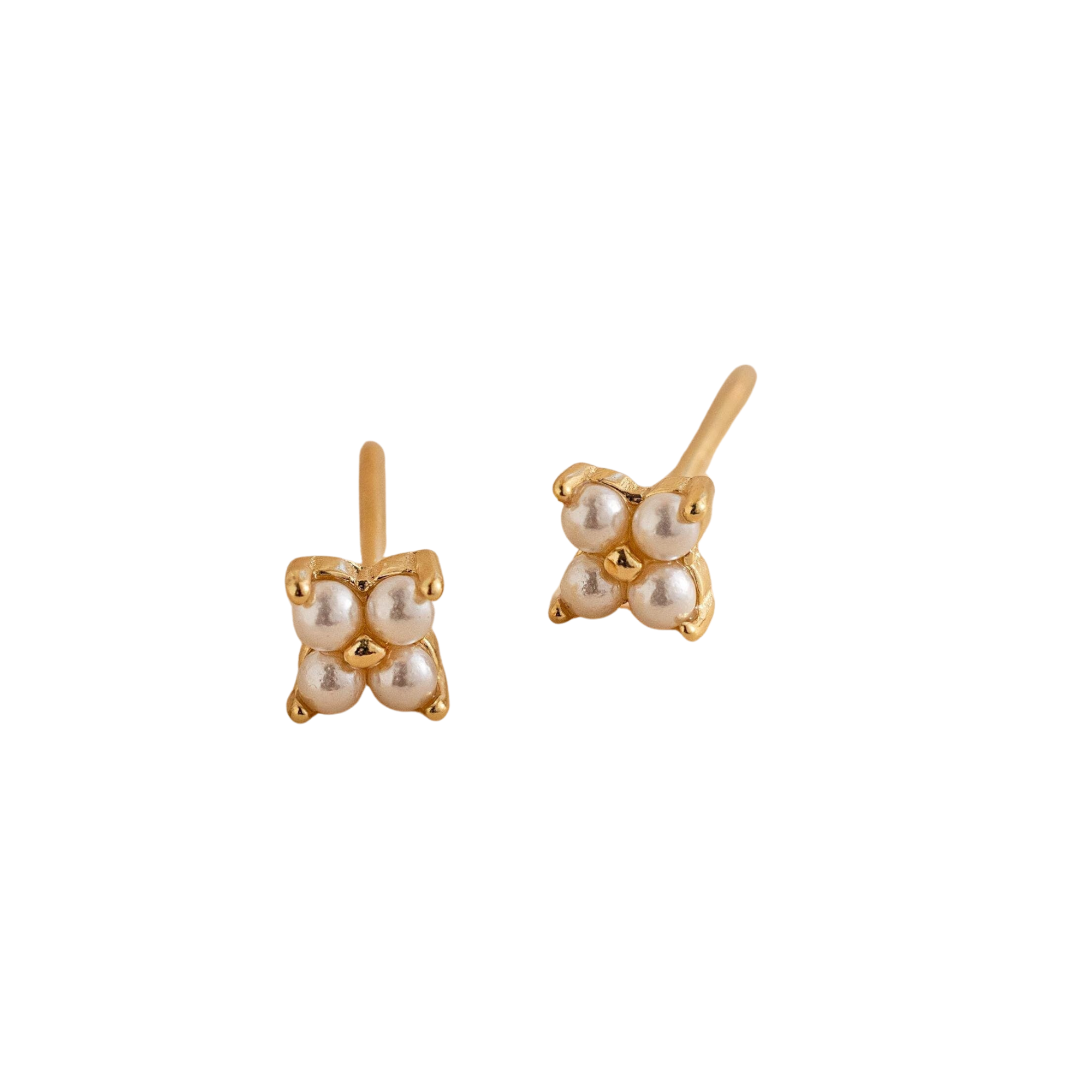 Nova Pearl Studs Earrings – 18K Gold, Waterproof & Hypoallergenic