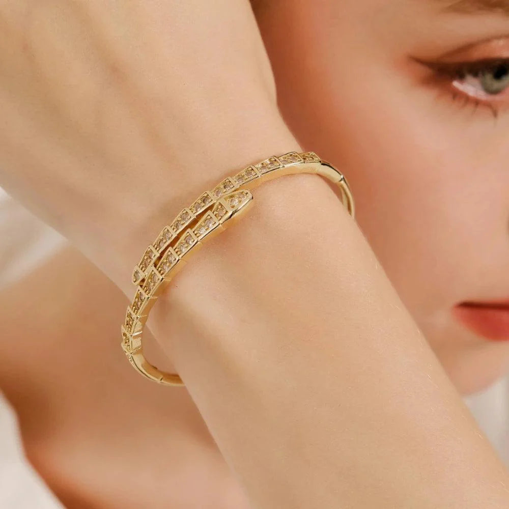 Golden Serpent Bracelet – 18K Gold, Waterproof & Hypoallergenic