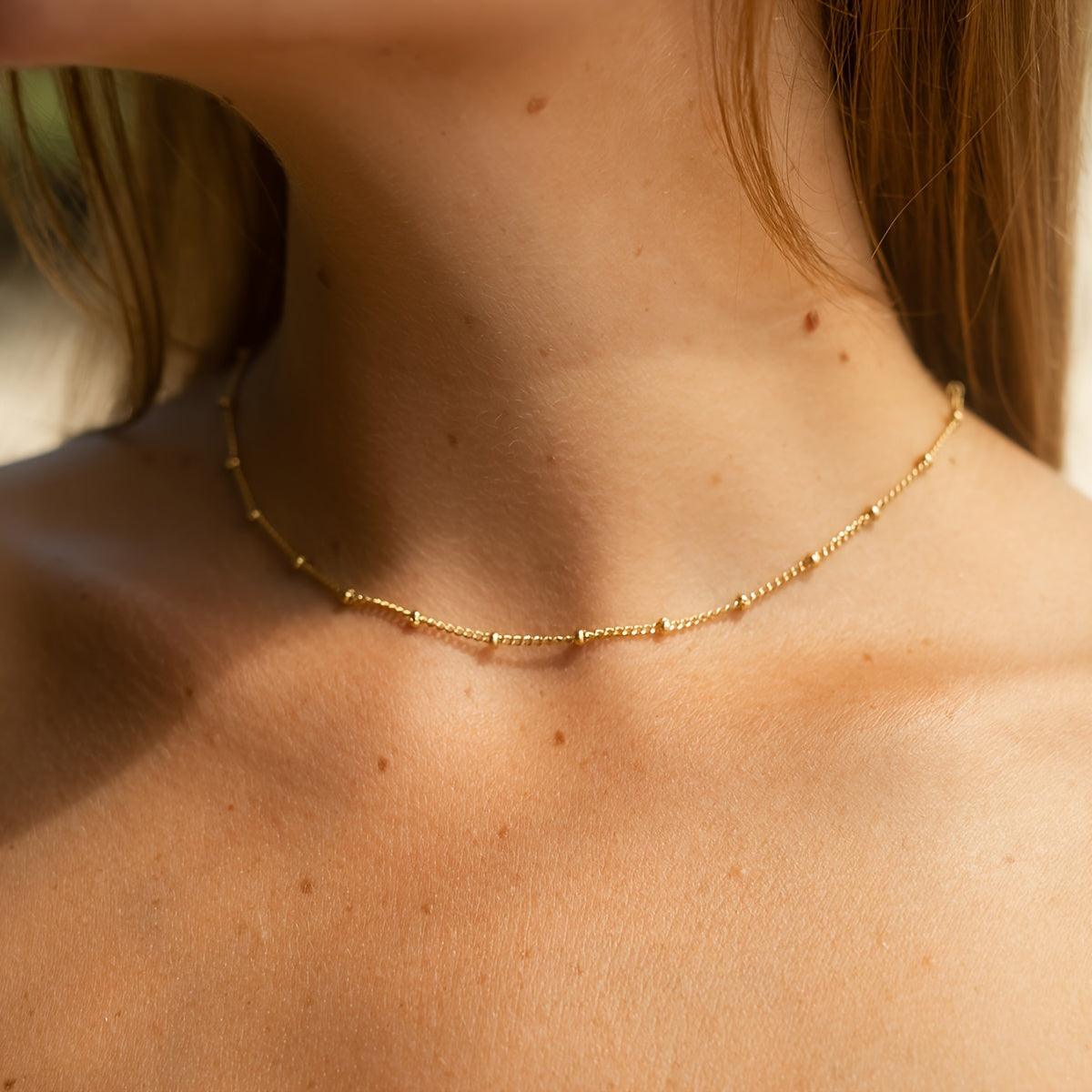 Amira Minimal Necklace