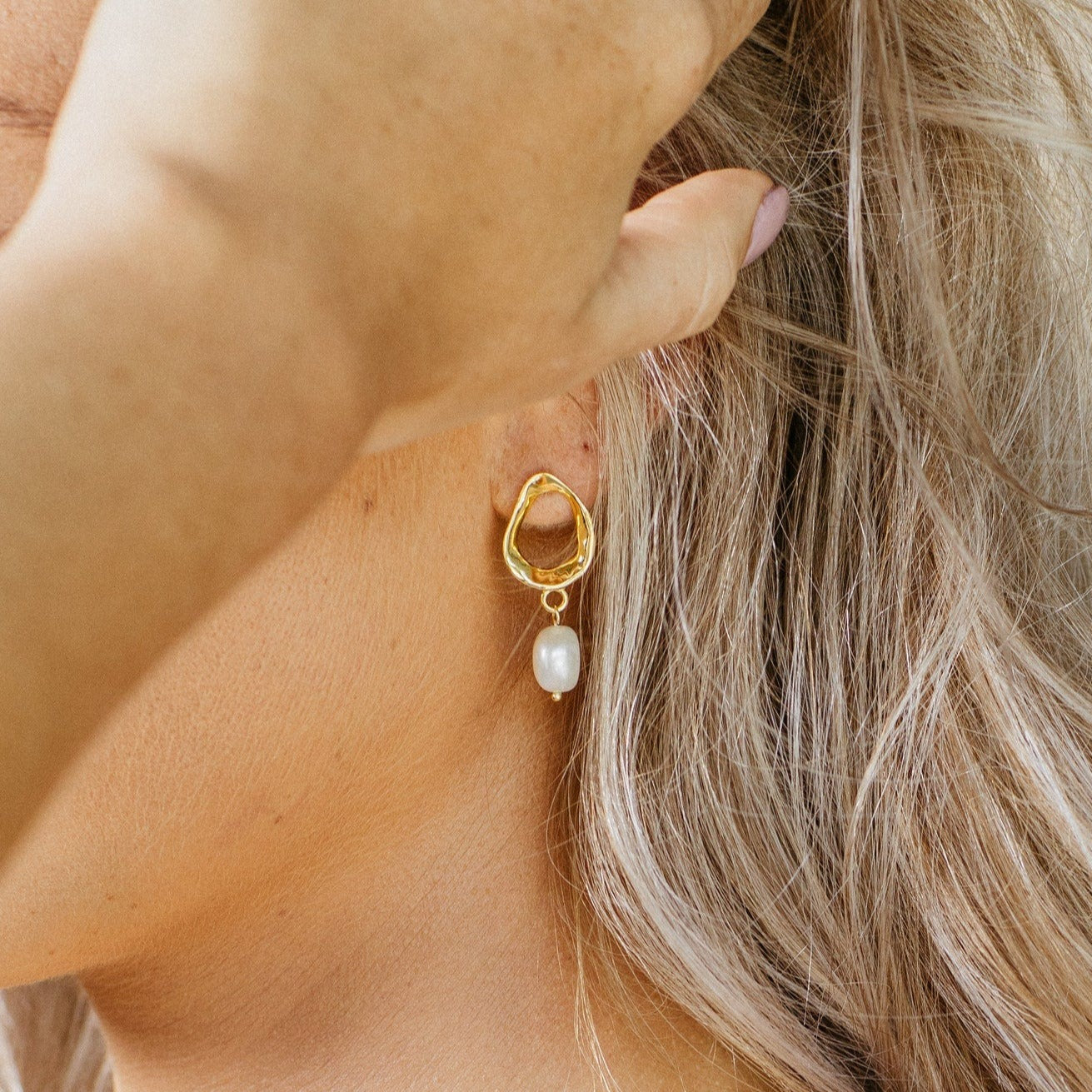 Isla Pearl Drops