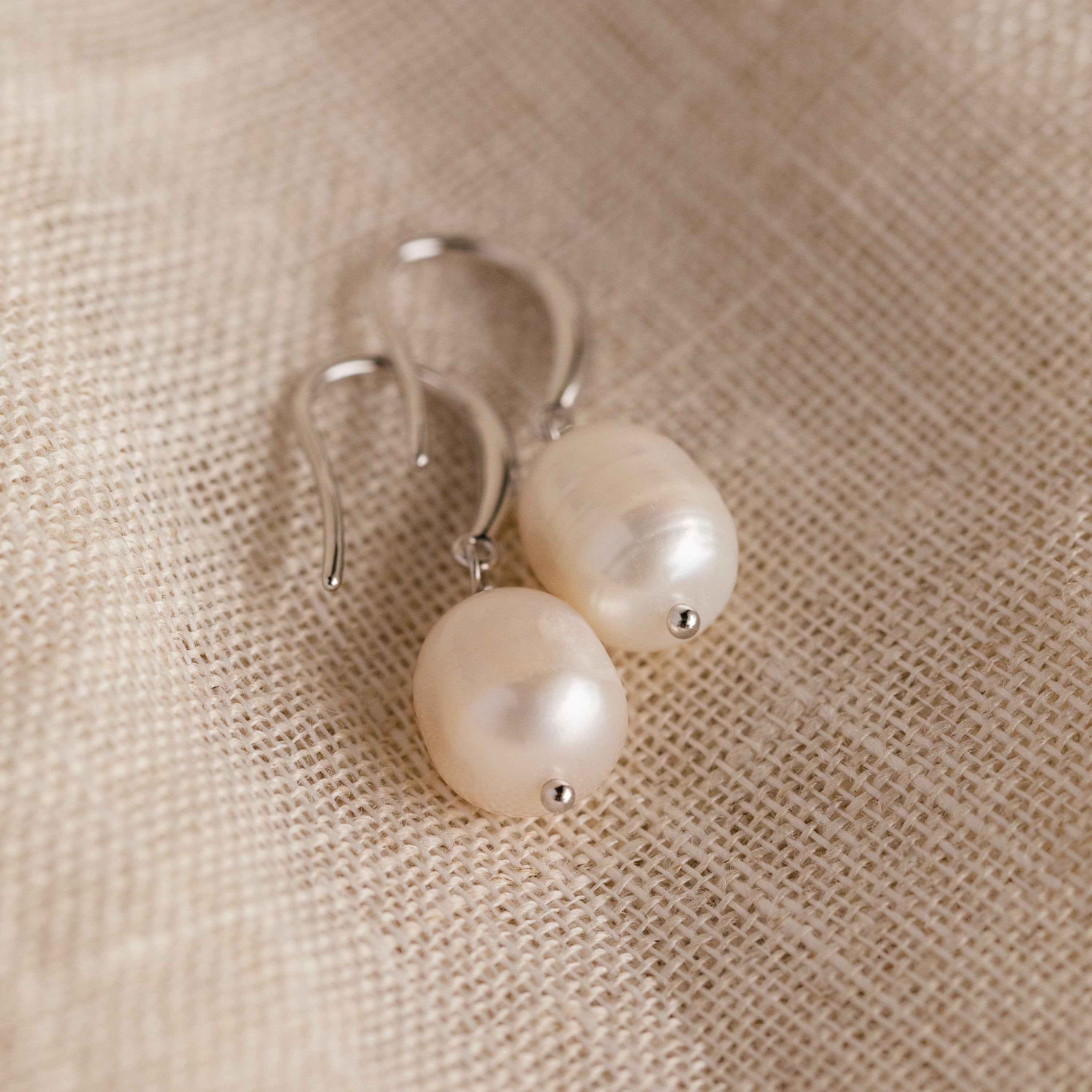 Pearl Drop Chandelier Earrings – 18K Gold, Waterproof & Hypoallergenic